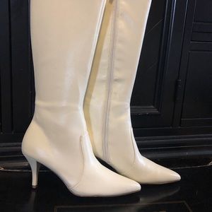 Colin Stuart Cream color stiletto